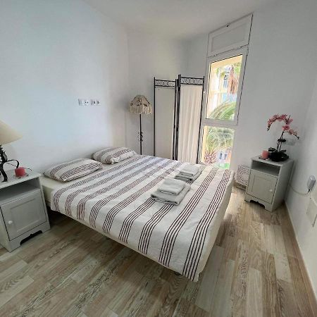 Twin Tower At The Center Apartment Playa de las Americas  Bagian luar foto